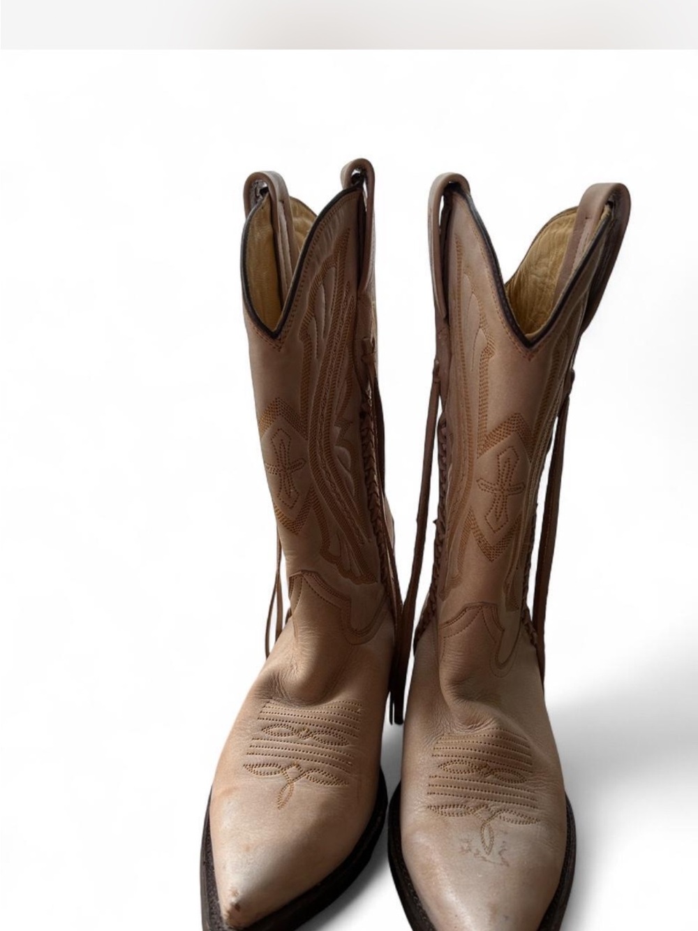 Women’s Tan Lace-Up Western Boots - Classic Cowboy Style